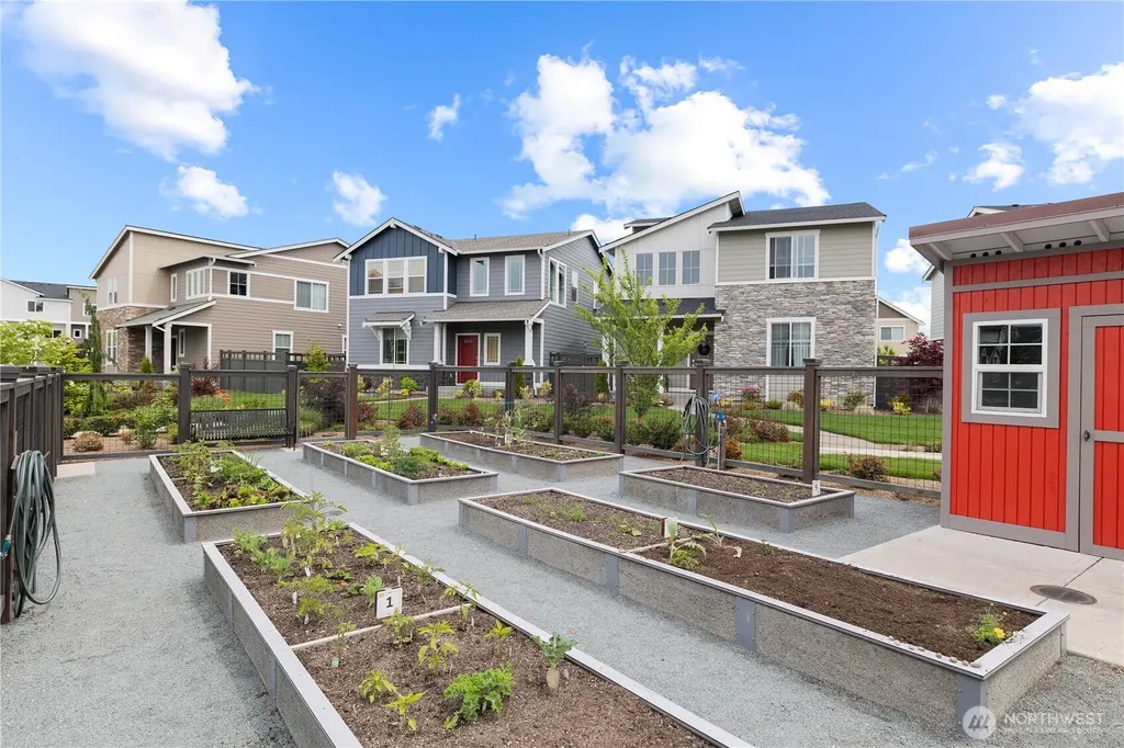 33473 Walnut Avenue SE Black Diamond WA 98010