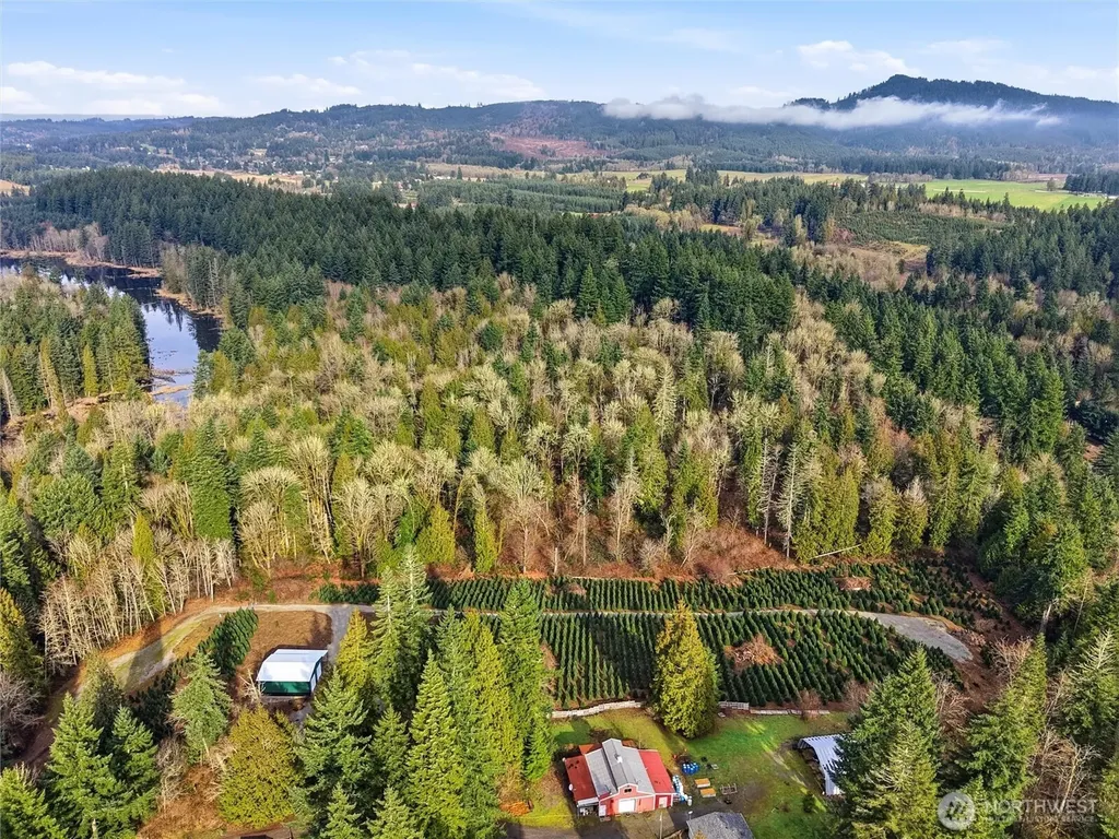 19420 Abbey Lane SE Bucoda WA 98530