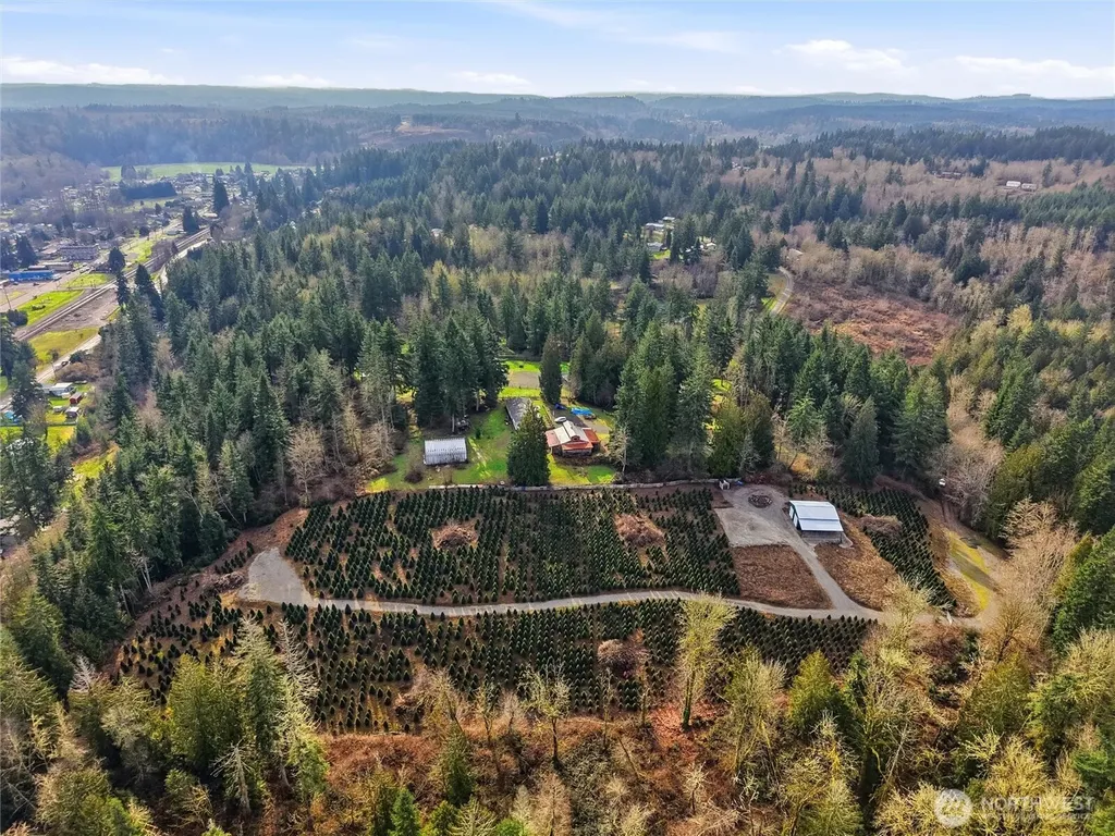19420 Abbey Lane SE Bucoda WA 98530