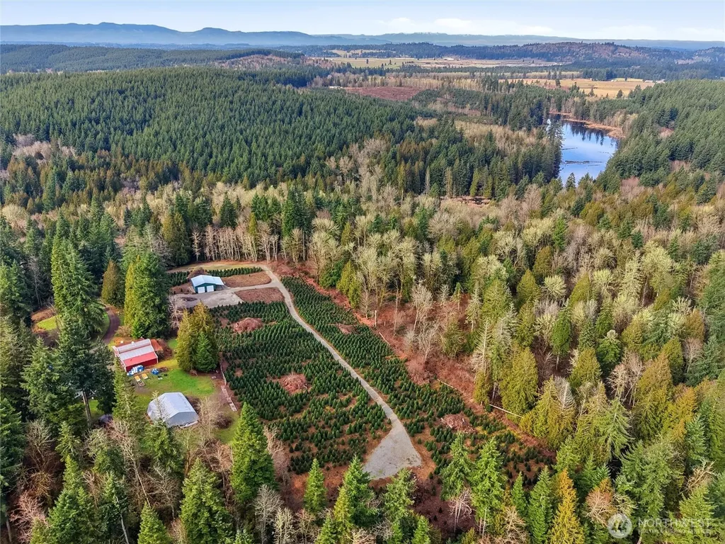 19420 Abbey Lane SE Bucoda WA 98530