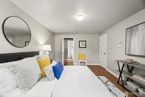 12527 NE 117th Place Kirkland WA 98034