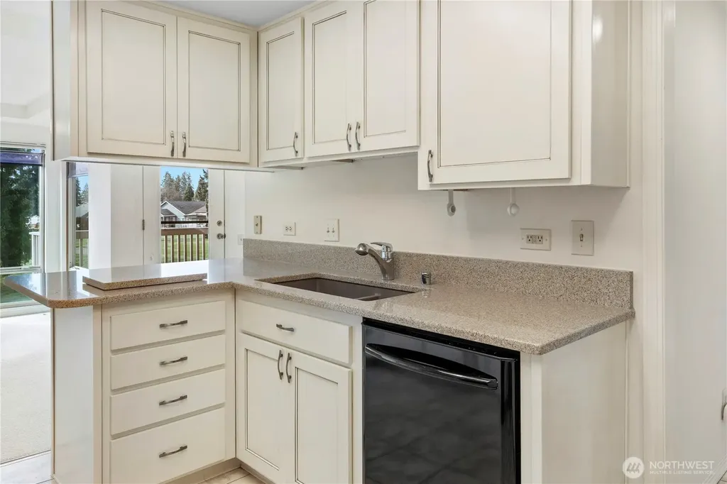 15719 SE 23rd Street Vancouver WA 98683
