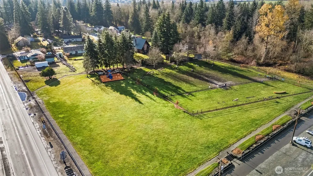 1595 Lockridge Loop E Enumclaw WA 98022