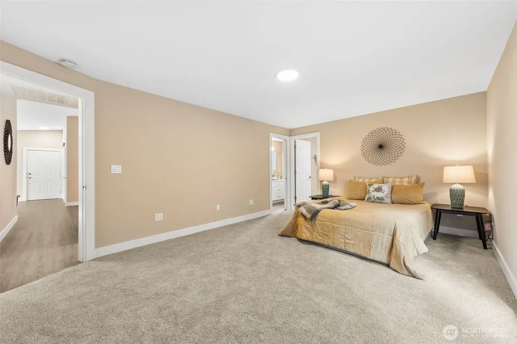 3323 240th Court E Spanaway WA 98387