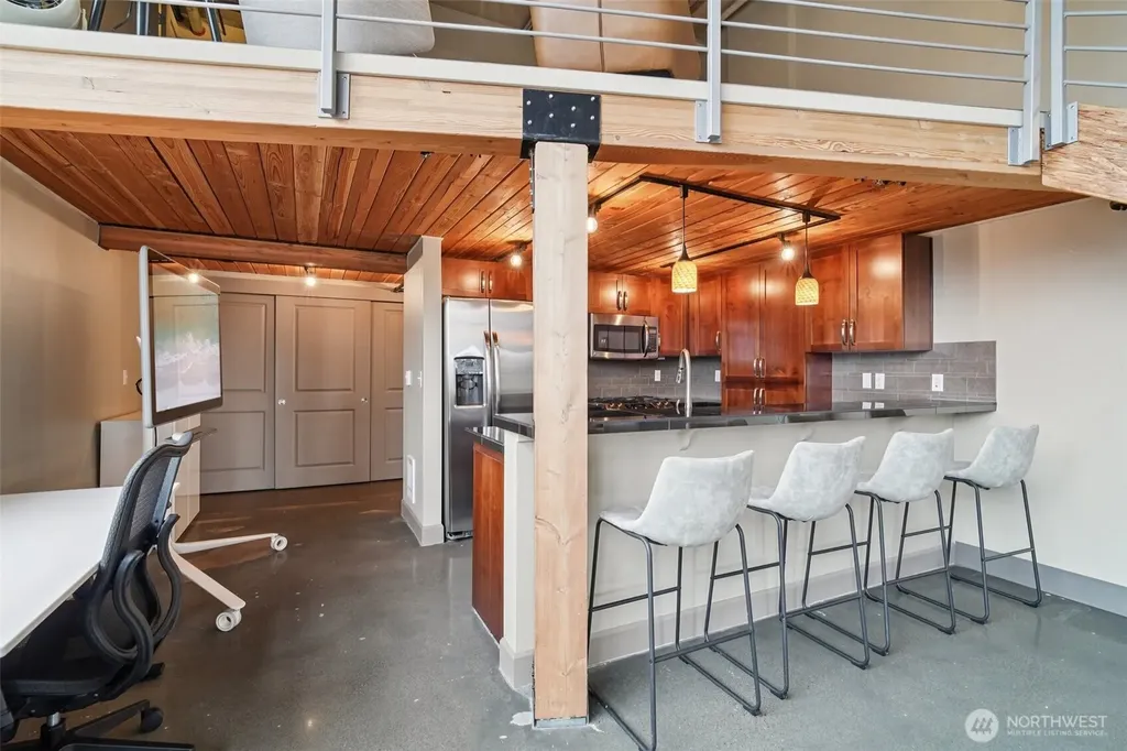 1886 25th Avenue NE Issaquah WA 98029
