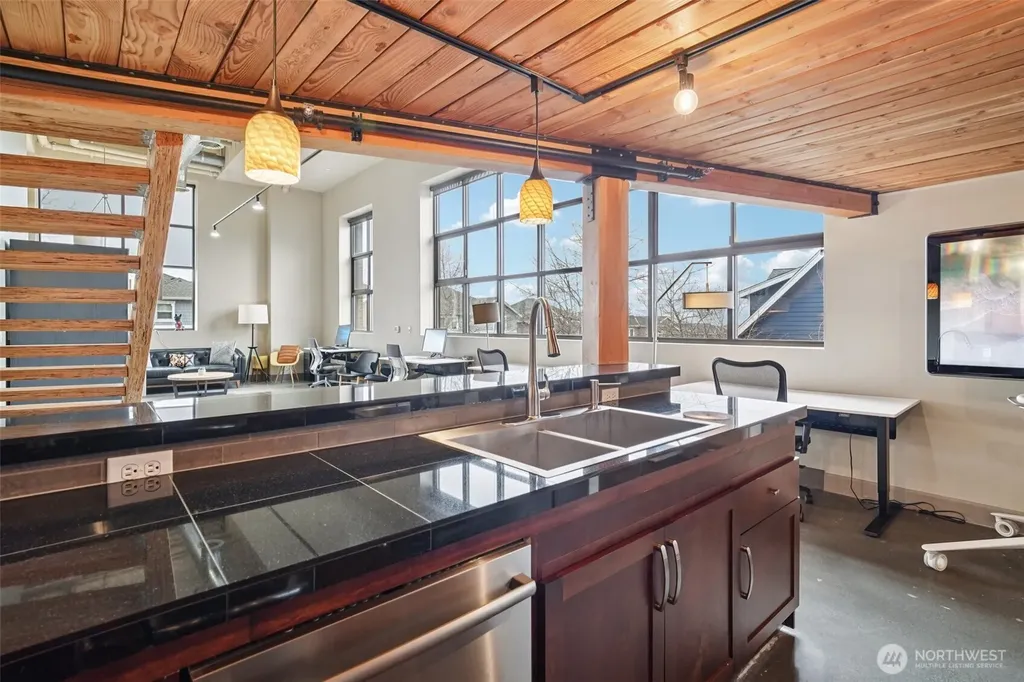 1886 25th Avenue NE Issaquah WA 98029