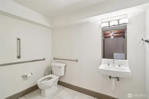 1886 25th Avenue NE Issaquah WA 98029