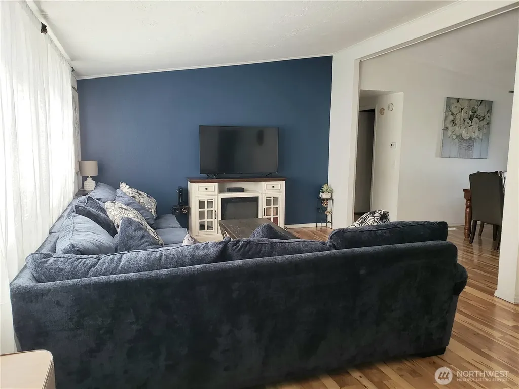 272 Grand Fir Drive Enumclaw WA 98022
