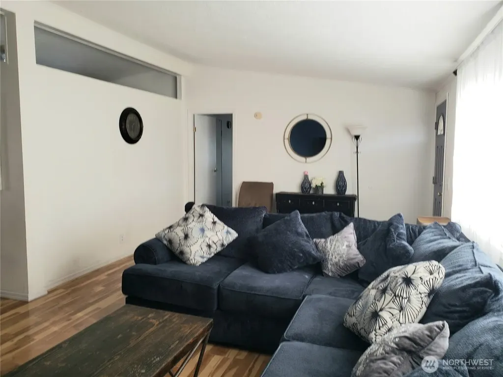 272 Grand Fir Drive Enumclaw WA 98022
