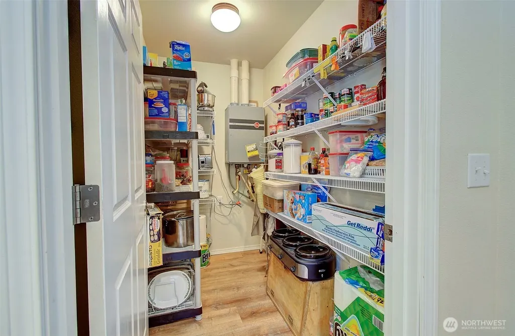 133 Lost Creek Drive Glenoma WA 98336