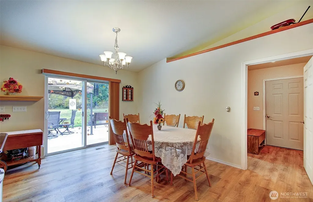 133 Lost Creek Drive Glenoma WA 98336