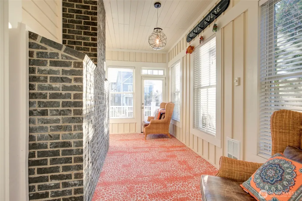 33 Fireside Lane Pacific Beach WA 98571