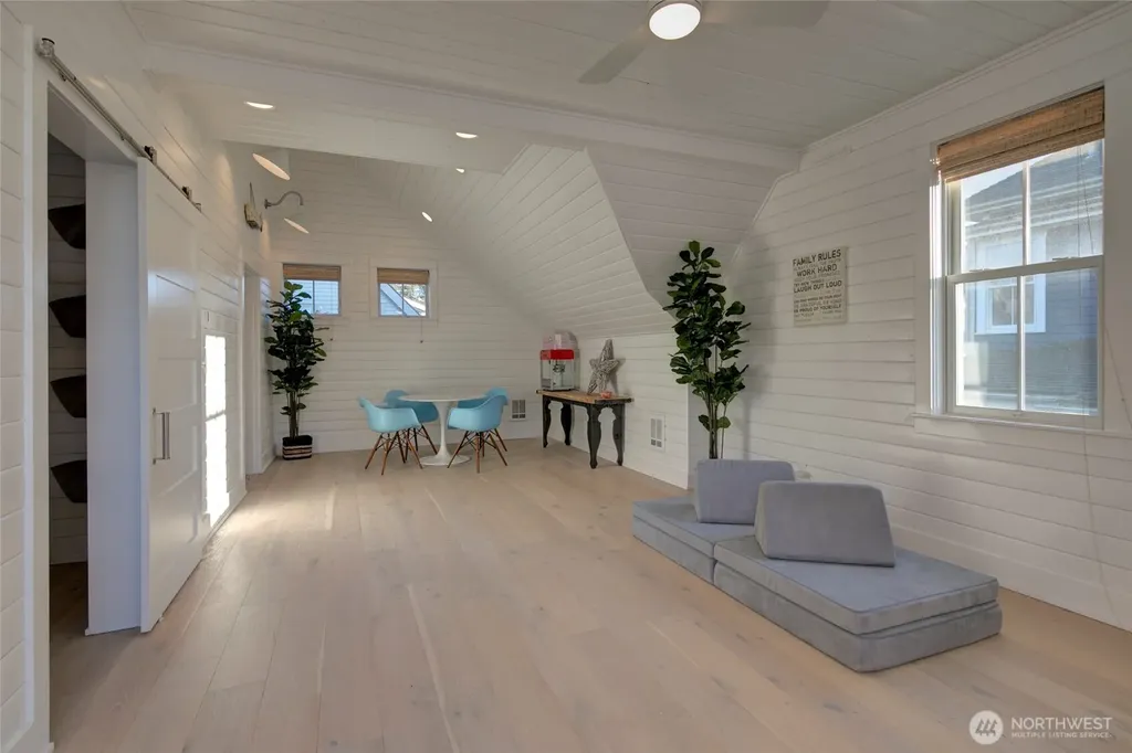 33 Fireside Lane Pacific Beach WA 98571