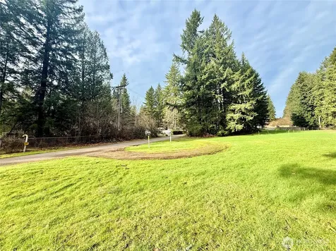 20403 SE 248th Street Maple Valley WA 98038