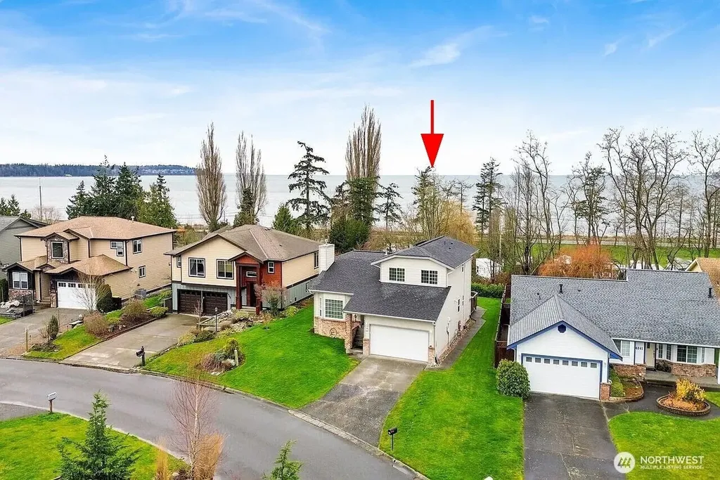 7969 Golf Course Drive Birch Bay WA 98230