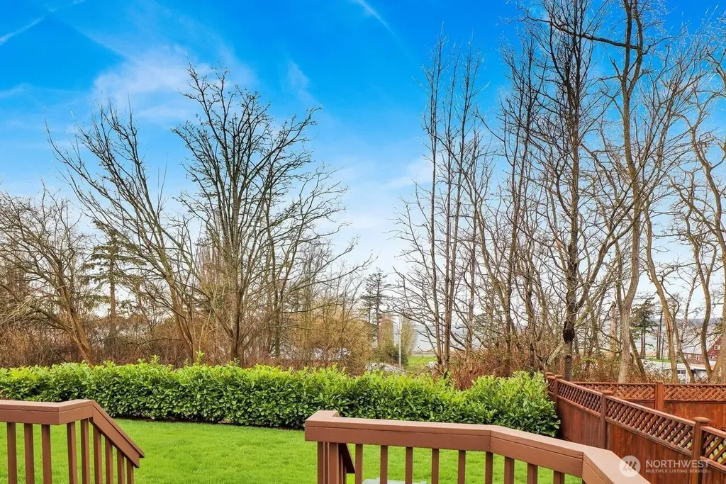 7969 Golf Course Drive Birch Bay WA 98230