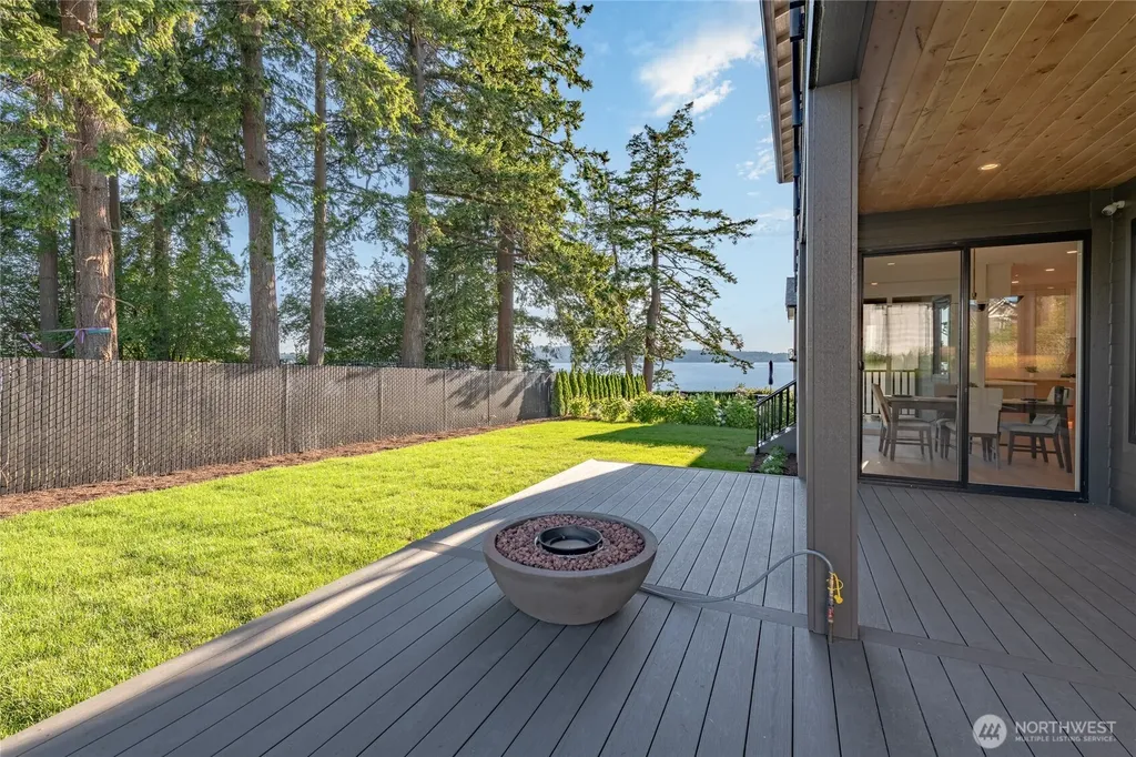 1197 Leighton Street Blaine WA 98230