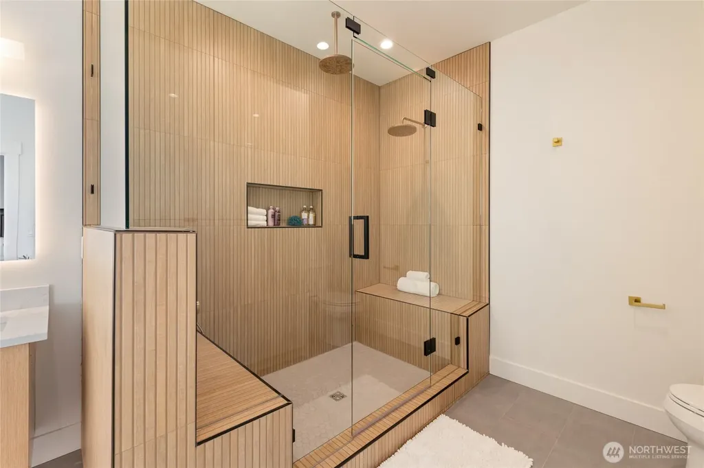 1197 Leighton Street Blaine WA 98230
