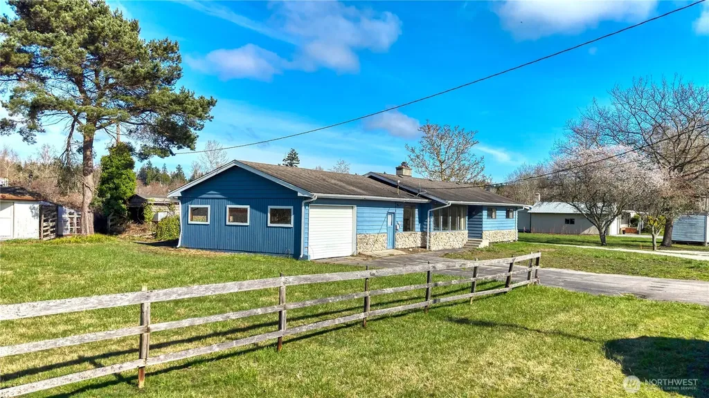 1440 Peltier Drive Point Roberts WA 98281