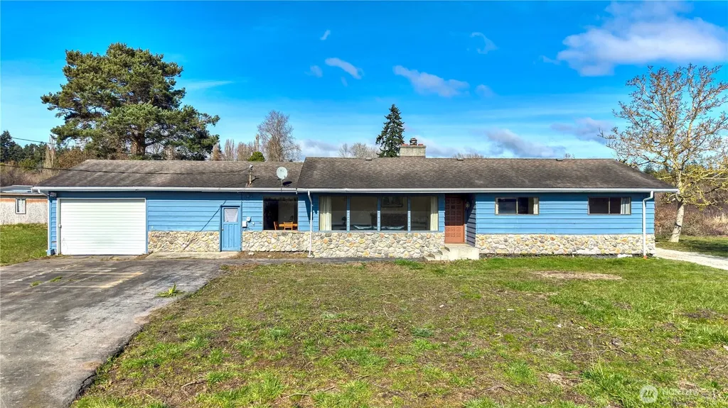 1440 Peltier Drive Point Roberts WA 98281
