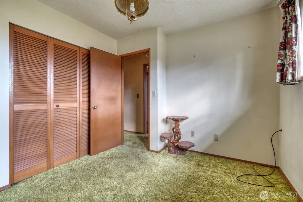 1440 Peltier Drive Point Roberts WA 98281