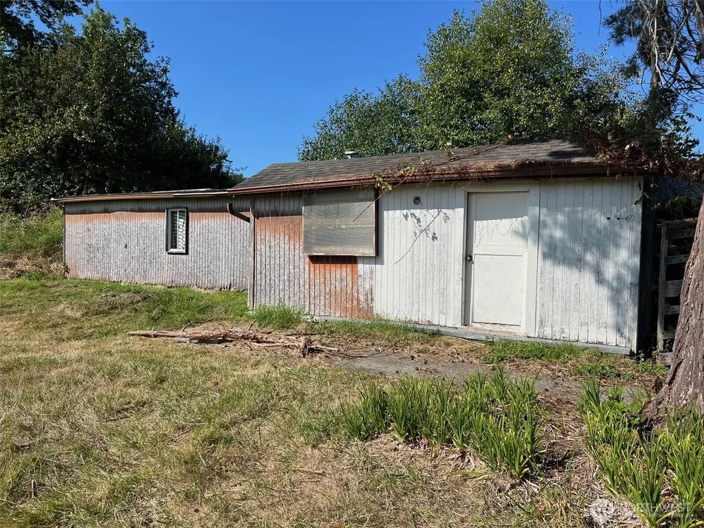 1440 Peltier Drive Point Roberts WA 98281