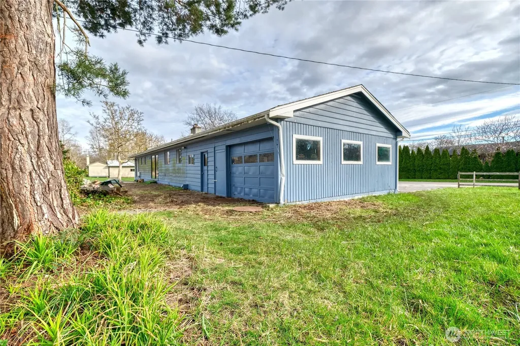 1440 Peltier Drive Point Roberts WA 98281