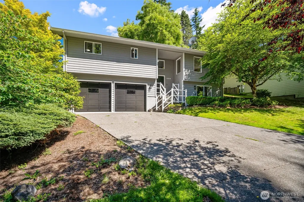 1216 E Clearbrook Drive Bellingham WA 98229