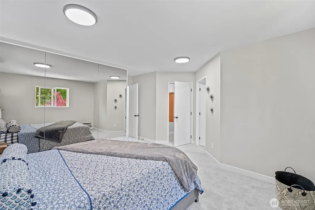 1216 E Clearbrook Drive Bellingham WA 98229