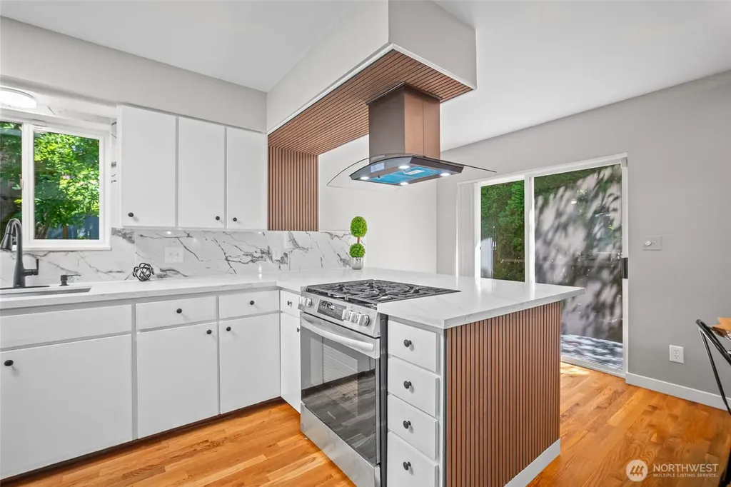 1216 E Clearbrook Drive Bellingham WA 98229