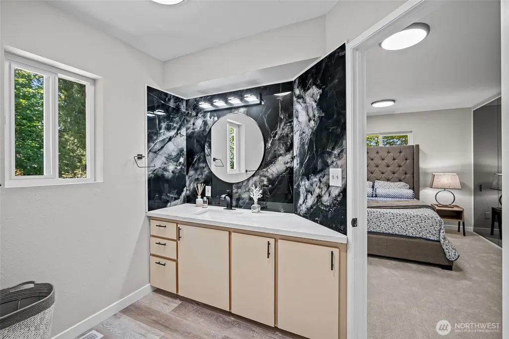 1216 E Clearbrook Drive Bellingham WA 98229