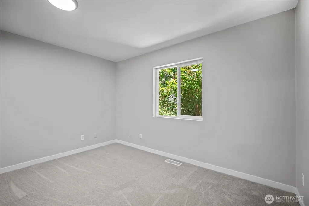 1216 E Clearbrook Drive Bellingham WA 98229