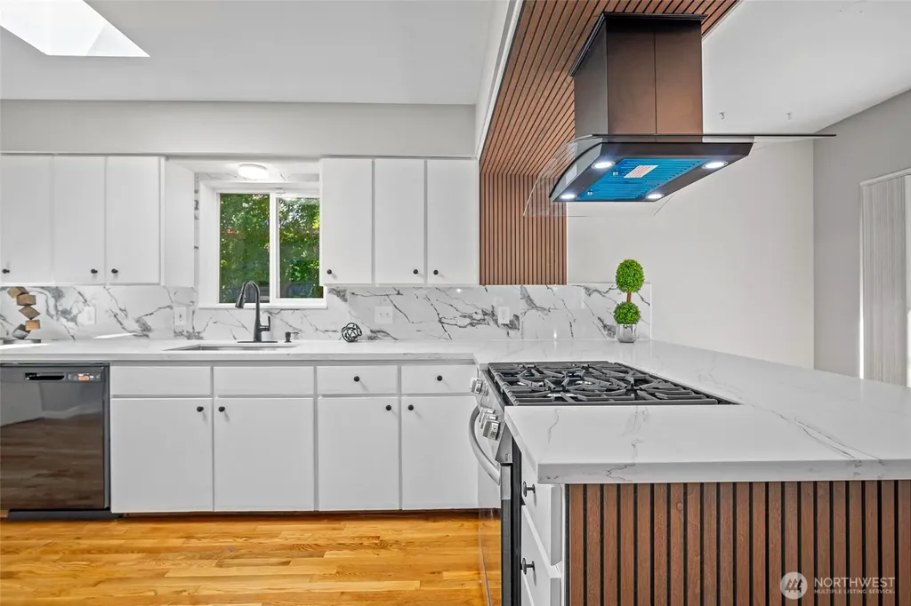 1216 E Clearbrook Drive Bellingham WA 98229