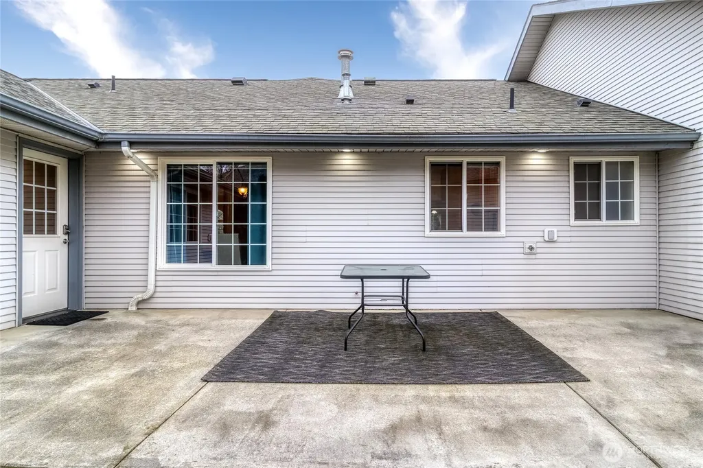 1525 SE Valley View Terrace College Place WA 99324
