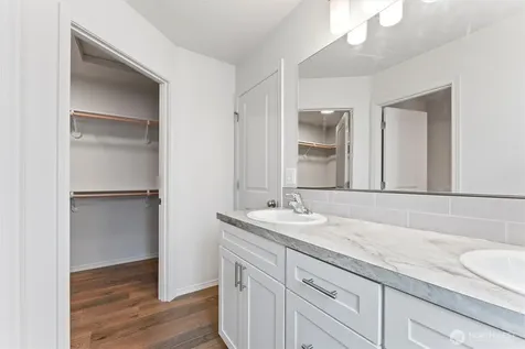 923 La Vista Drive Warden WA 98857