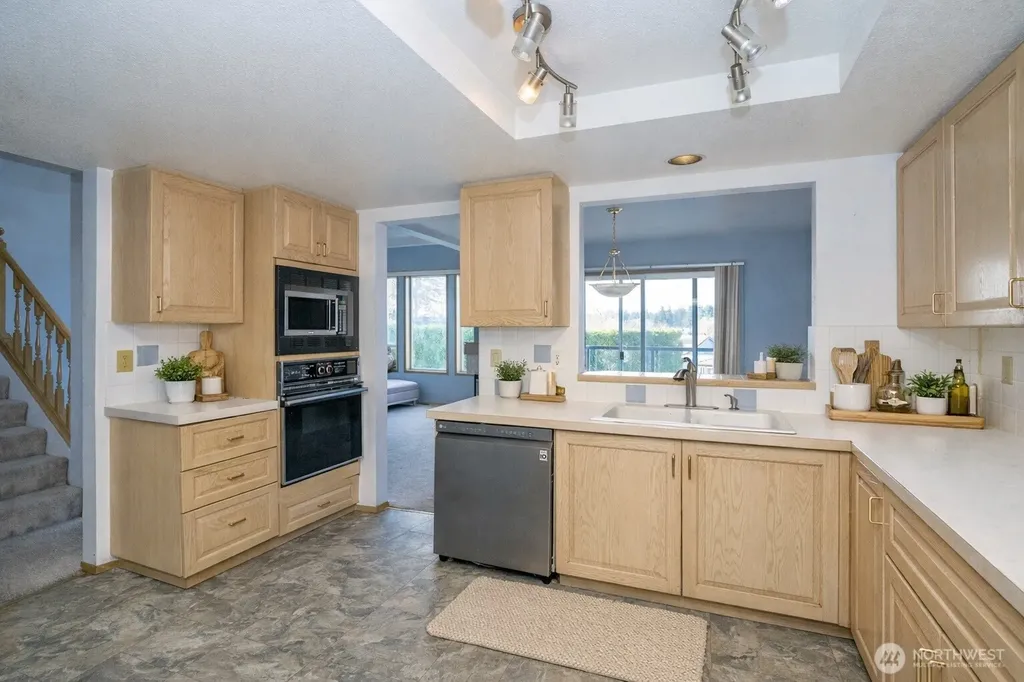 7326 Steilacoom Boulevard SW Lakewood WA 98499