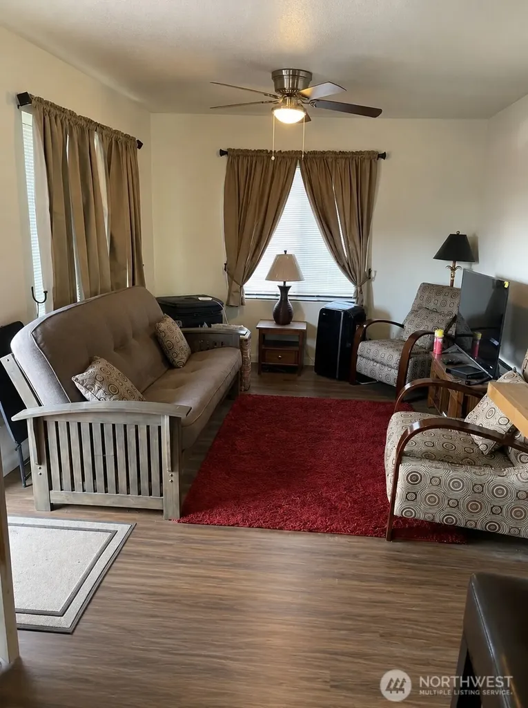 212 4th Street W Tonasket WA 98855