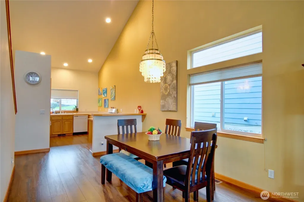 170 13th Court Oak Harbor WA 98277