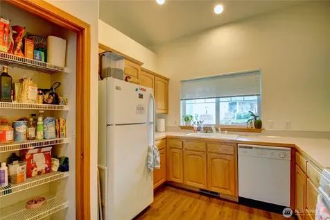 170 13th Court Oak Harbor WA 98277