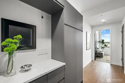 1321 Seneca Street Seattle WA 98101