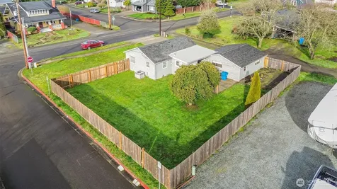 927 21st Street SE Puyallup WA 98372