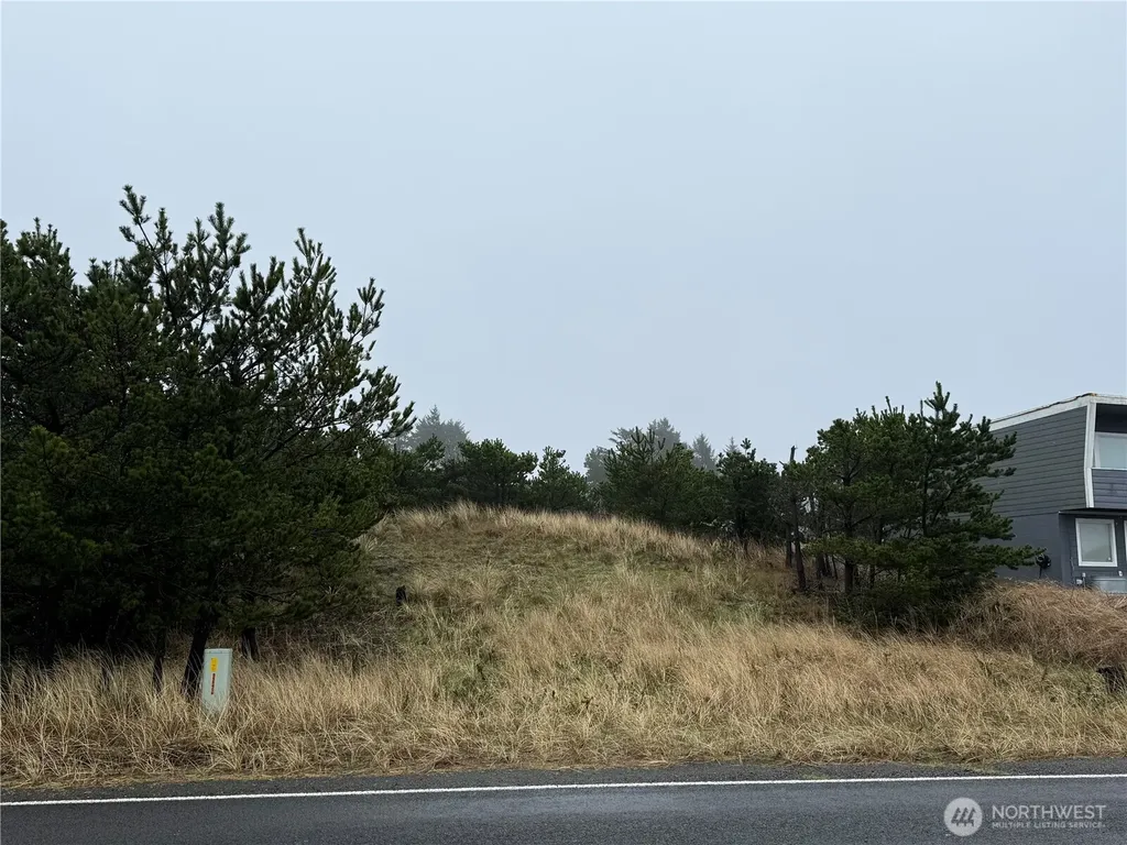 34806 I Street Ocean Park WA 98640