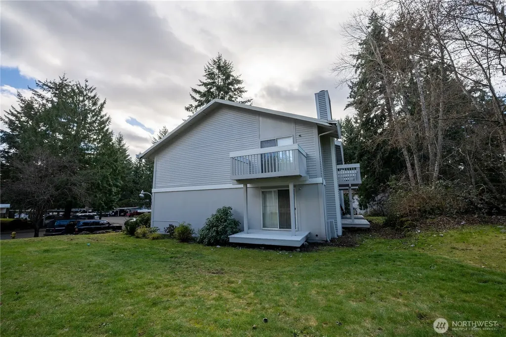 34005 1 St Circle S Federal Way WA 98003