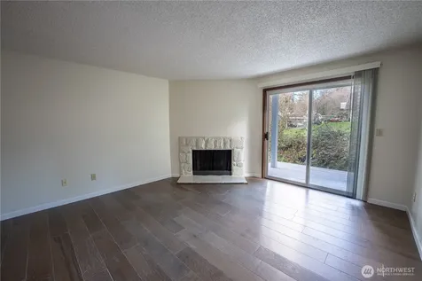 34005 1 St Circle S Federal Way WA 98003