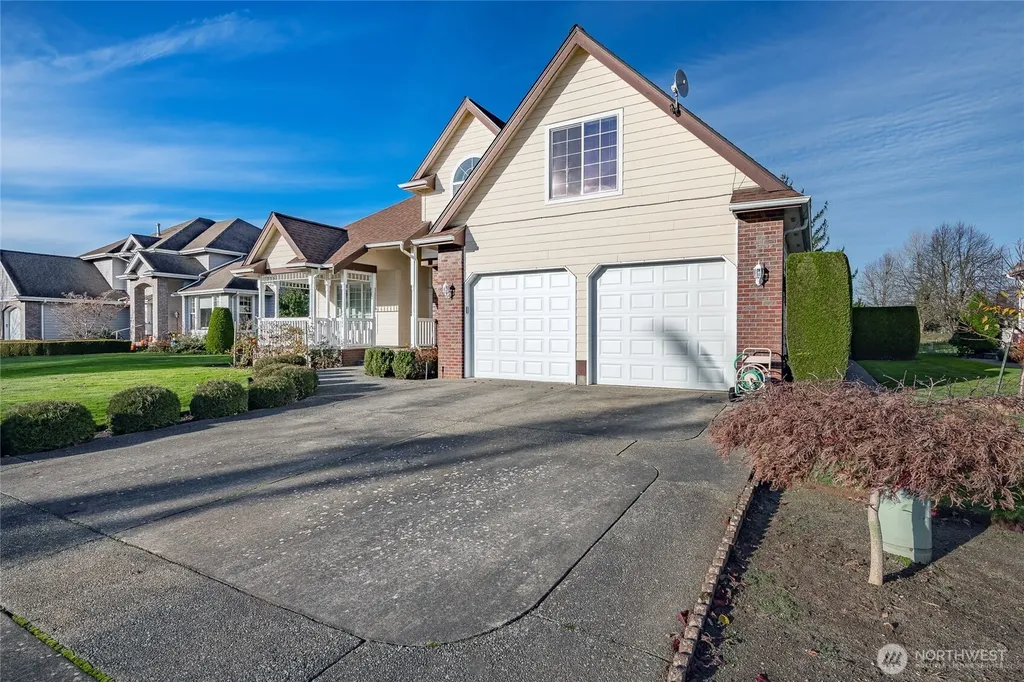 600 Sunrise Drive Lynden WA 98264