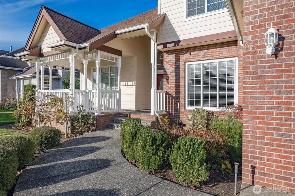 600 Sunrise Drive Lynden WA 98264