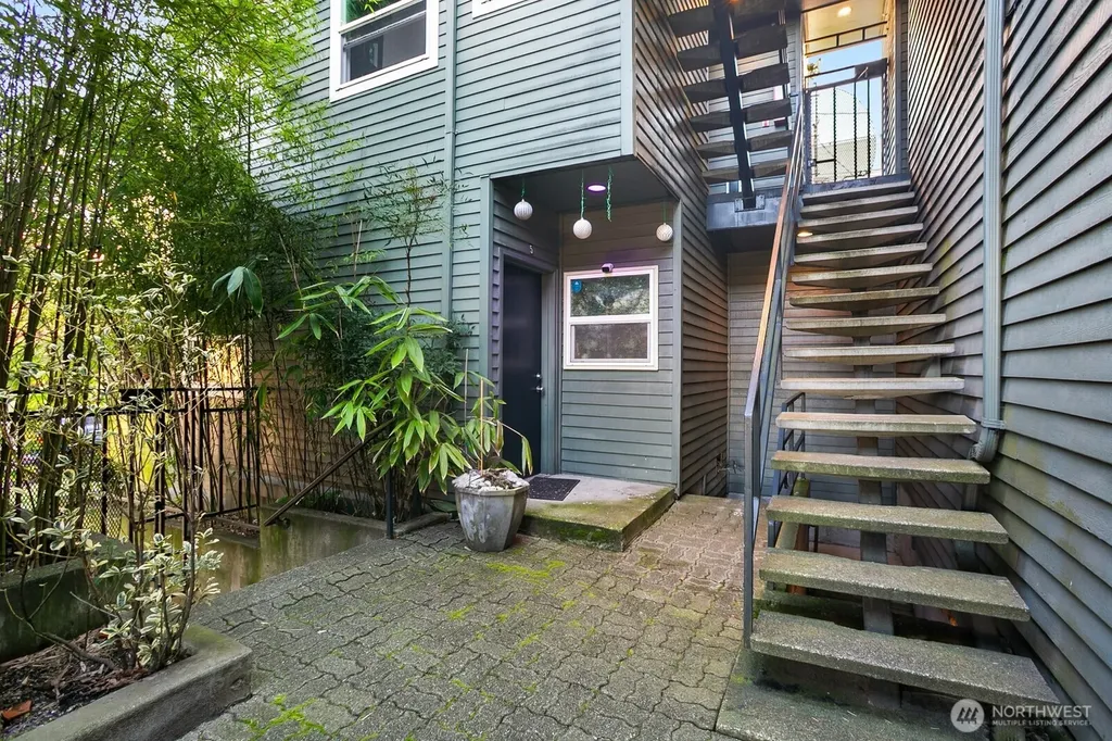 1501 E Spring Street Seattle WA 98122