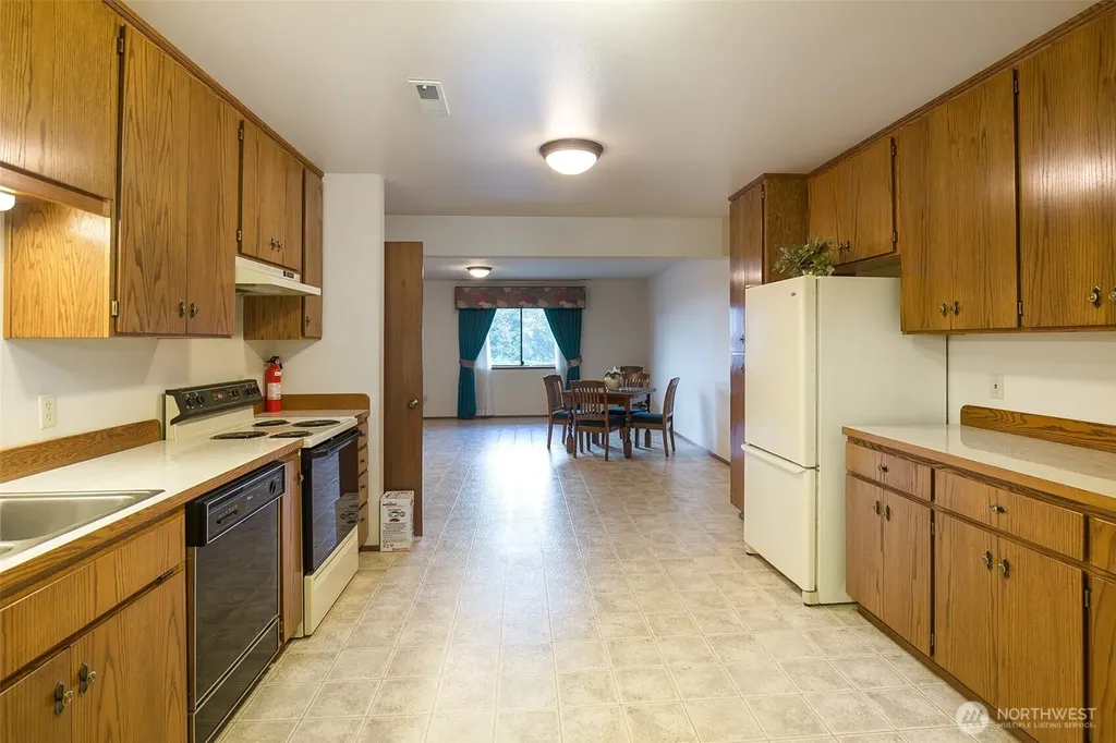 527 S Liberty Street Port Angeles WA 98362