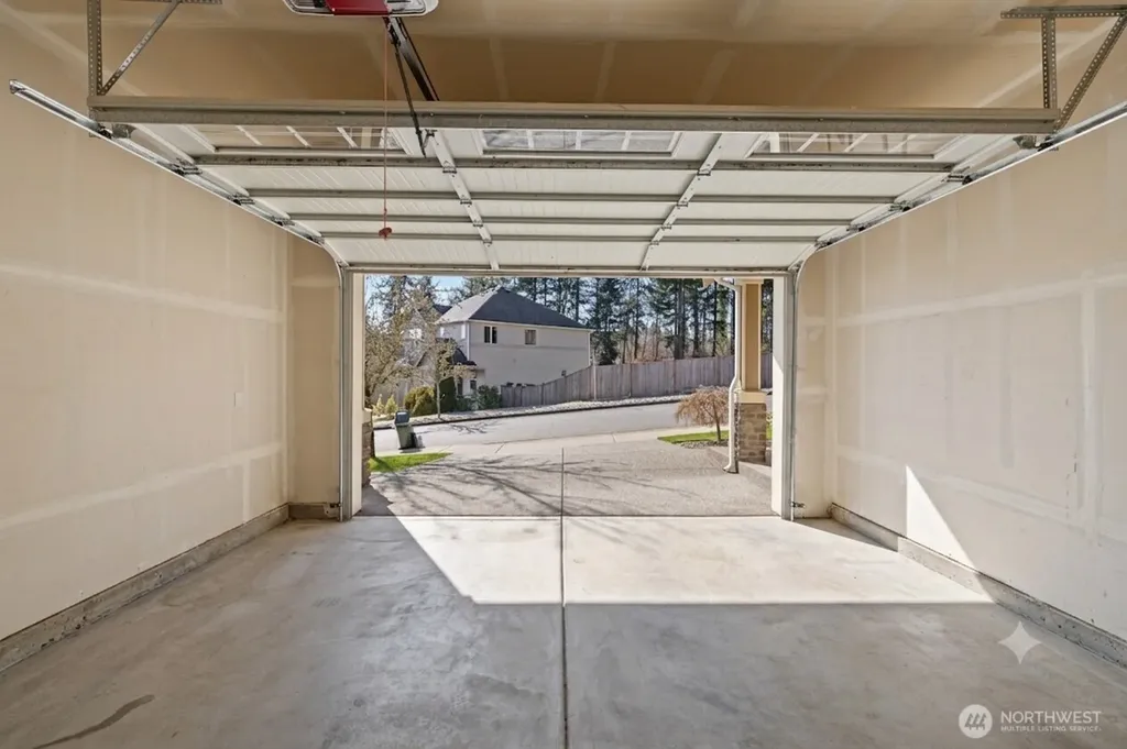 25836 168th Place SE Covington WA 98042