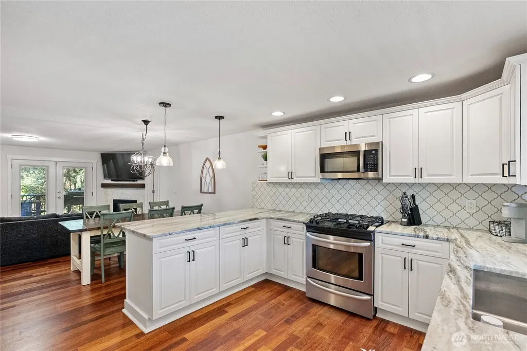 13114 Sunridge Way E Puyallup WA 98374